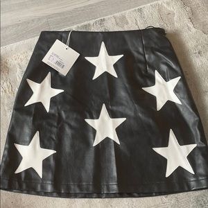 NWT black and white star skirt